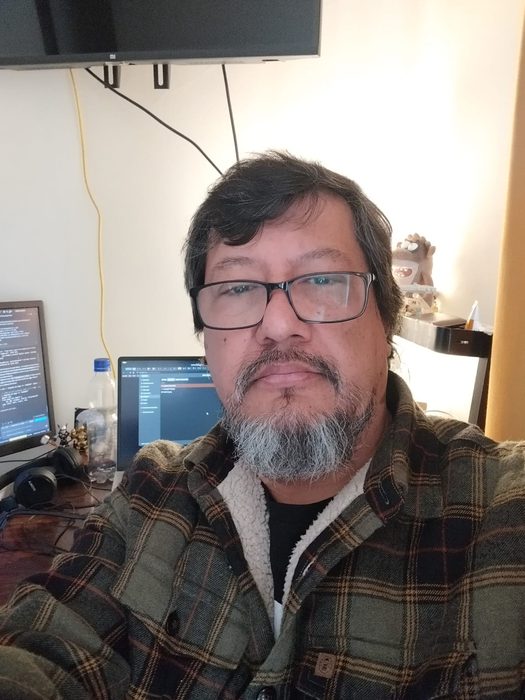 Esteban Olivares